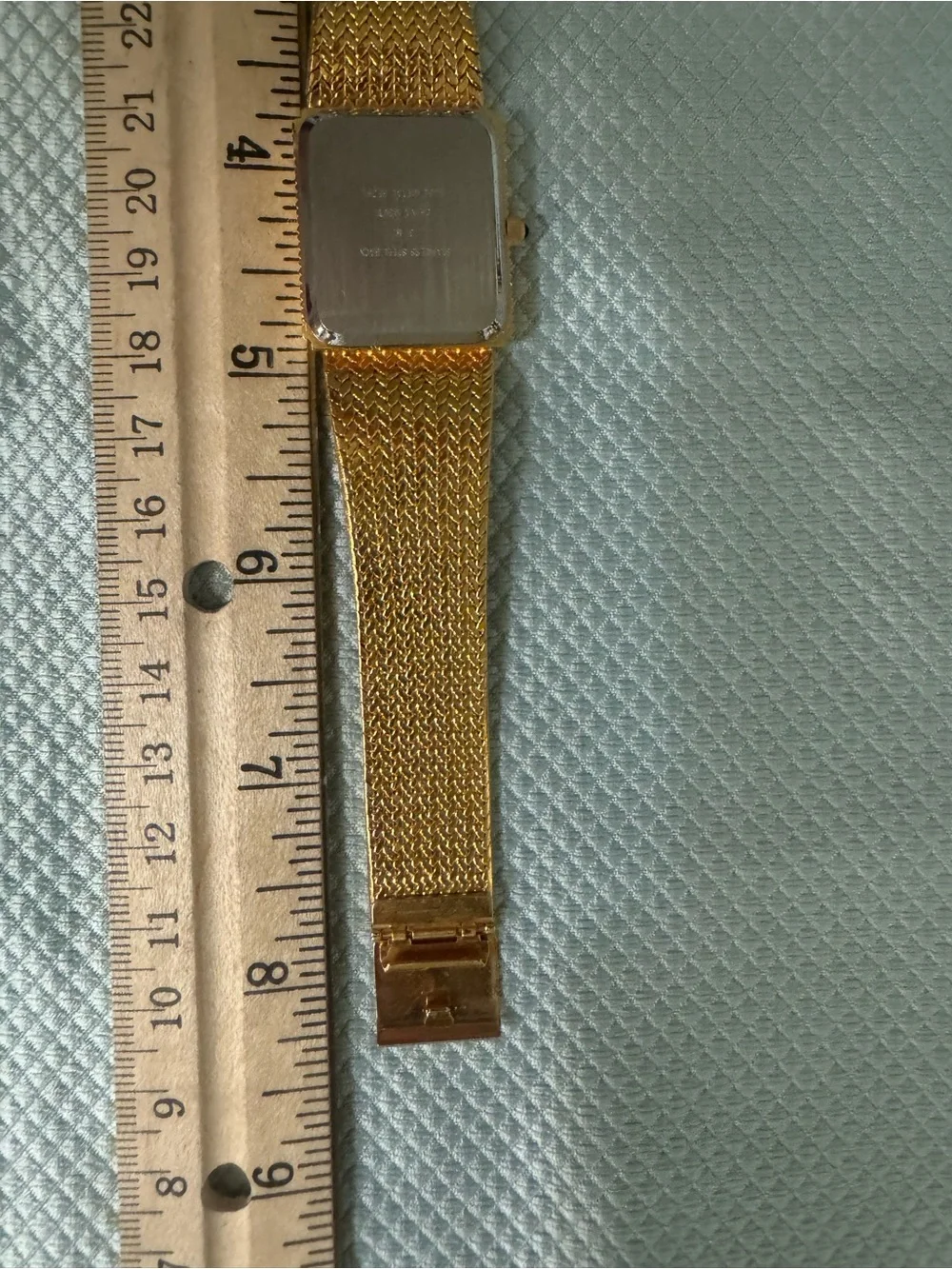 Xavier Diamond Quartz Gold Tone Watch with Black Dial. WORKS